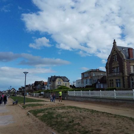 Вілла La Sapiniere Hermanville-sur-Mer Екстер'єр фото